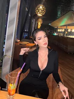 Aisulu escort in Hong Kong