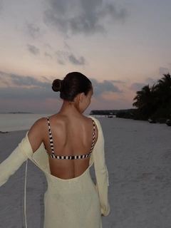 Daneliya escort in Hong Kong
