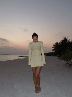 Daneliya escort in Hong Kong