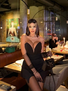 Diana escort in Hong Kong