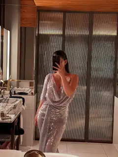 Dinara escort in Hong Kong