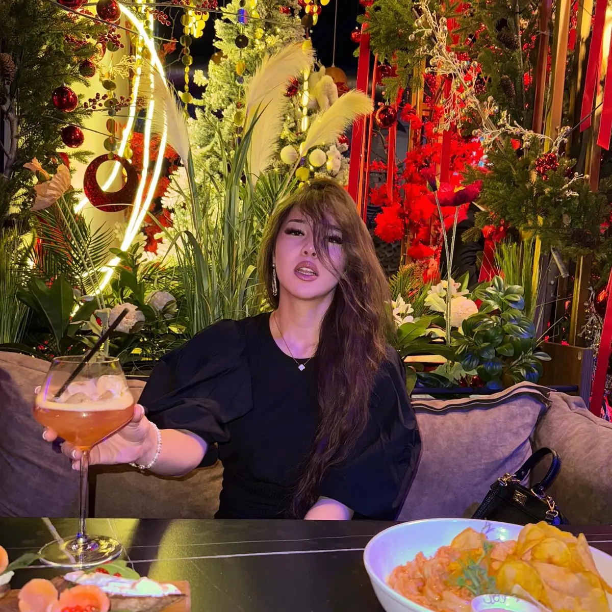 Gauhar escort in Hong Kong