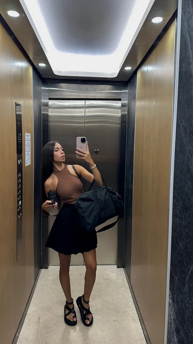 Josephine escort in Hong Kong