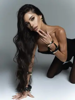 Maria escort in Hong Kong