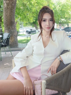 Nazym escort in Hong Kong