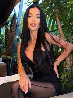 Selena escort in Hong Kong