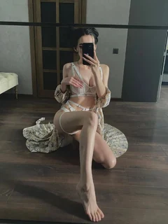 Sophia escort in Hong Kong