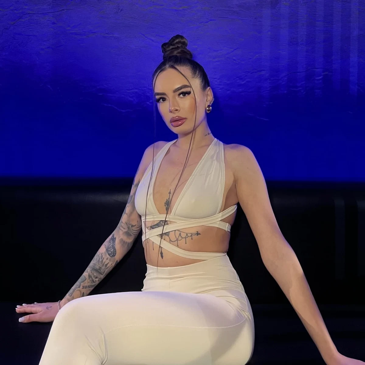Sylvia escort in Hong Kong